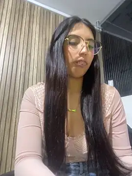 Valk_submissive webcam