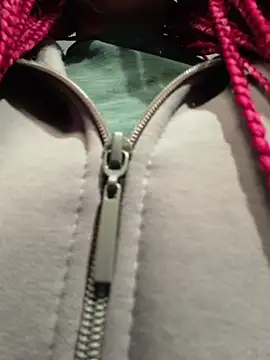 frost_foxy - Frost_foxy's free webcam - UK Sex Cams