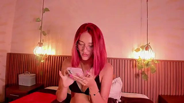 daphne_courtis webcam