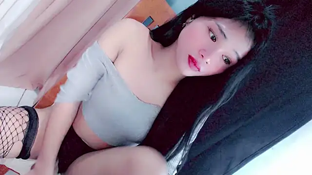 Amomentoflust99 webcam