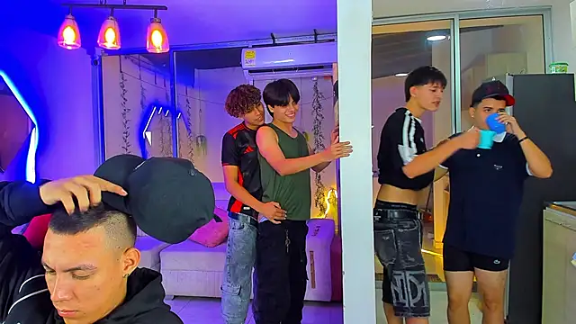 Houseofwarrios webcam