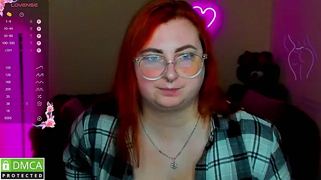 Alicia_love00 webcam