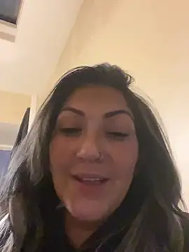 LittleMissEeve webcam