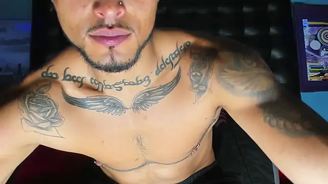 Dominic_Donnovan webcam