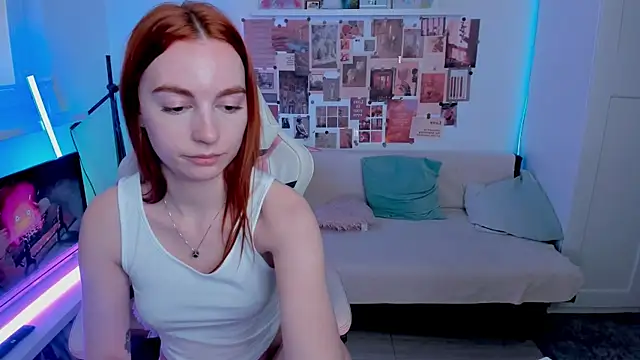 Mia_Madden webcam