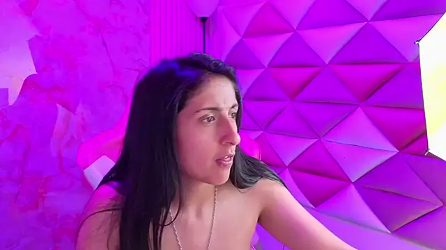 Cameron_cutte webcam