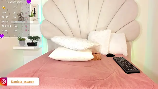 Danielaangelina webcam