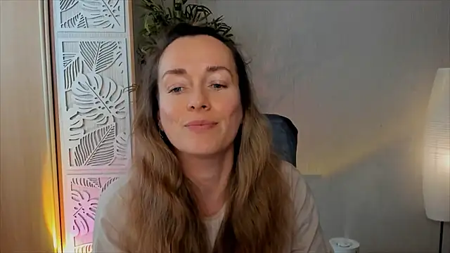 RebeccaMartinez webcam