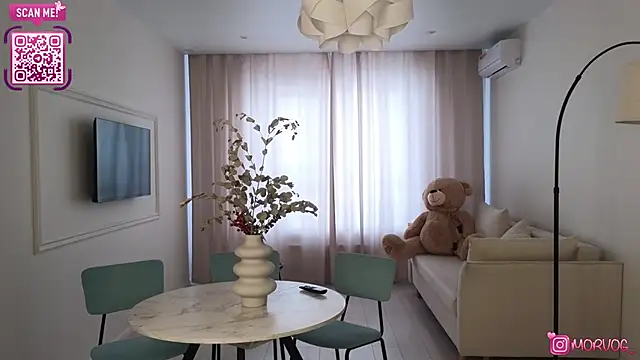 delorathecookiee webcam