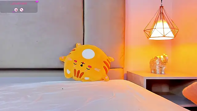 isabel_sofiaa webcam