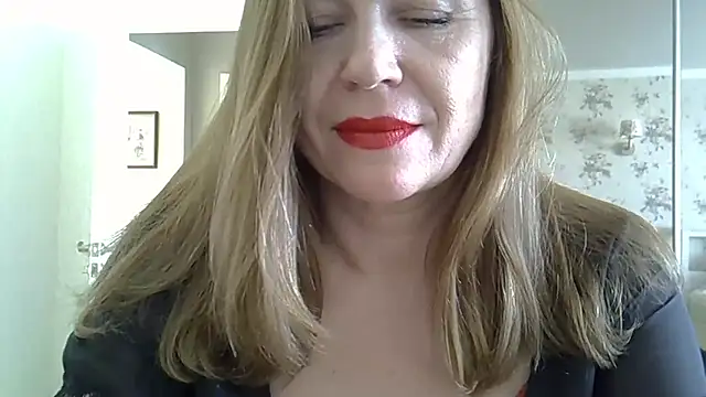 Alexandra-Rosee webcam