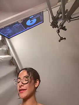 elegant__rouse webcam