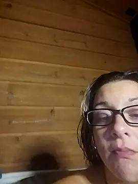 bella8769 (G milf) - Strip Dance for u