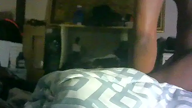 ON3YOULLN3VER_FIR3 webcam