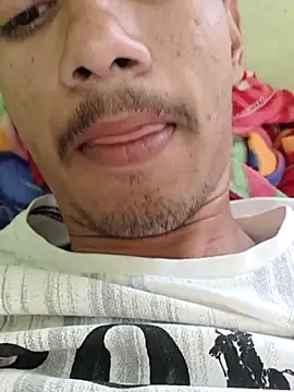 handsome_boy07 webcam