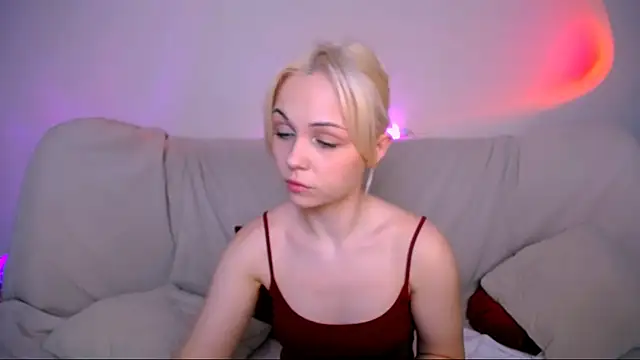 ElenaMonroe webcam