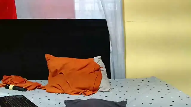 JinglynJuicy22 webcam