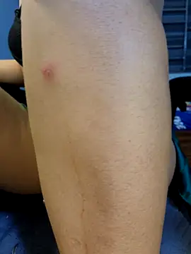 Bee___breastmilk webcam