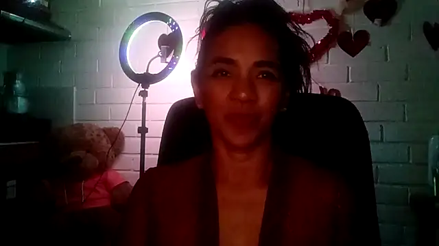 MiiaVelasquez webcam