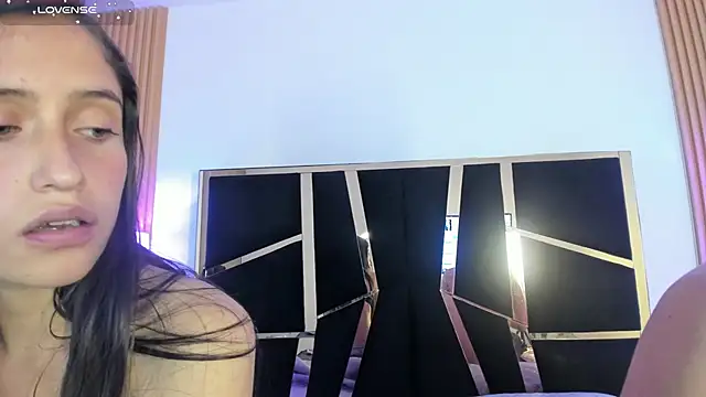 Genesis_And_Jack_ webcam