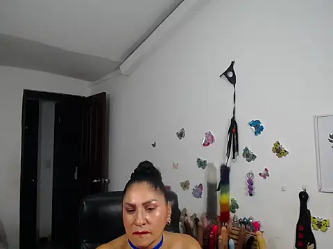 mature_bigboobs10 webcam