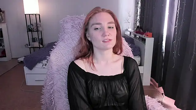 ReddHotPipper webcam