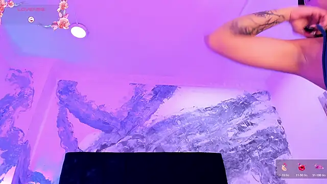 lilithDraven_ webcam