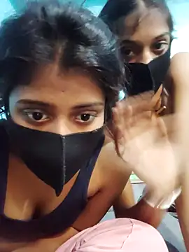 Aaradhya-Rani webcam