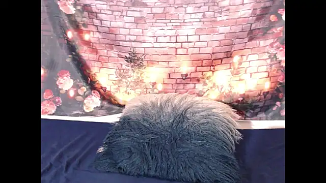 Biggblackboobs webcam