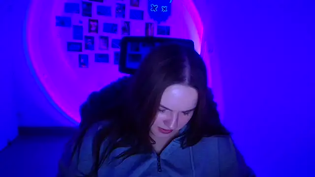 Kitty_Mia_Kitty webcam