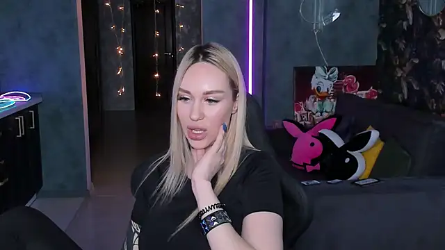 blckmirrorr - Blckmirrorr's free webcam - UK Sex Cams