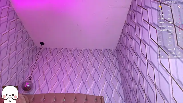 NicolleTaylor webcam