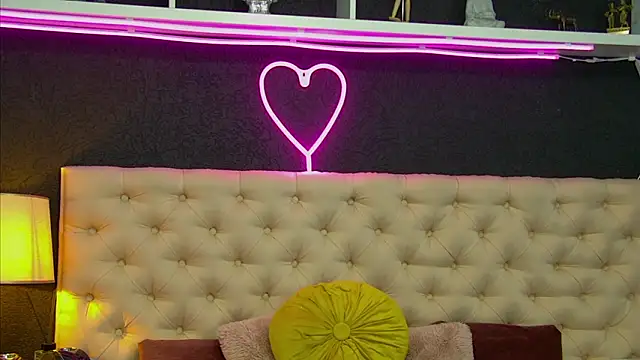 TaniaKaverina webcam