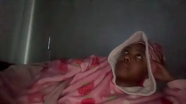 ChocolateCakeQueen webcam