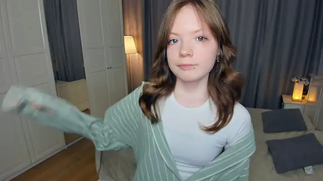 LavenderMitten webcam