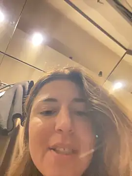 kate_nicepops999114 webcam