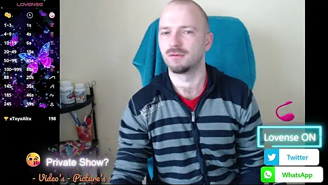 RealManHaveHairy webcam