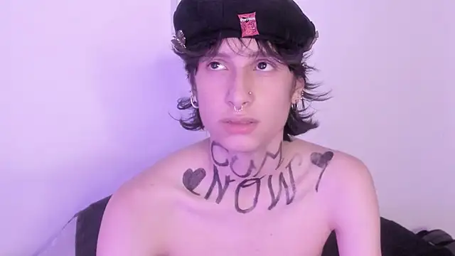 cirosky_elchicopolla webcam