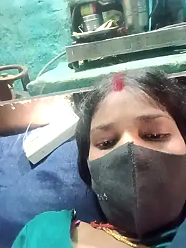 Desi_Couple_P webcam