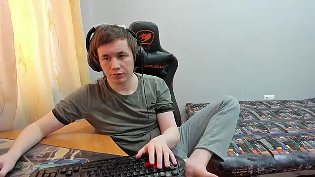 iliaskrislove - Iliaskrislove's free webcam