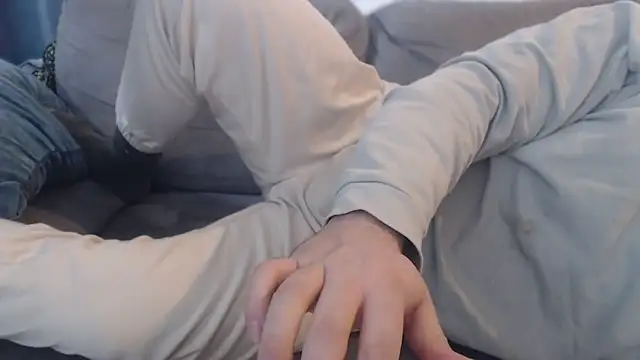 hugemachohandsome - Hugemachohandsome's free webcam - UK Sex Cams