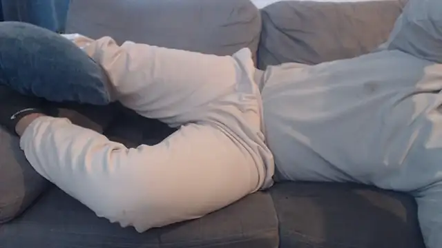 hugemachohandsome webcam