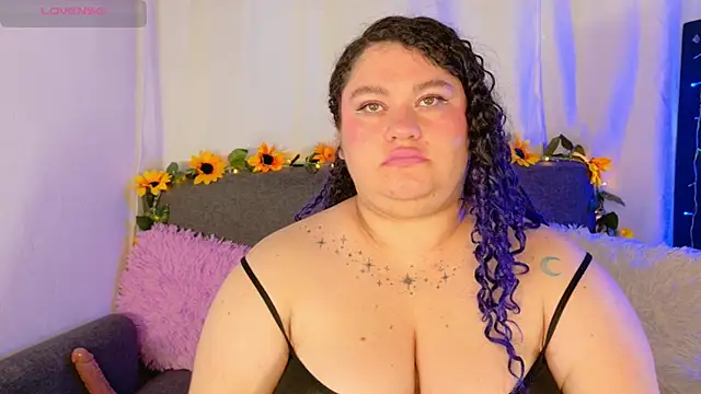 lunitaa0 - Lunitaa0's free webcam - UK Sex Cams