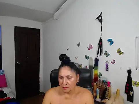 mature_bigboobs10 webcam