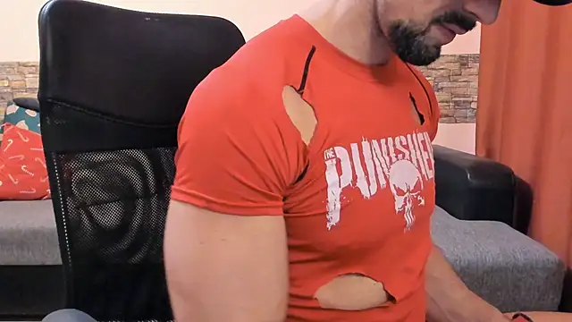 HotHunkTrainer webcam