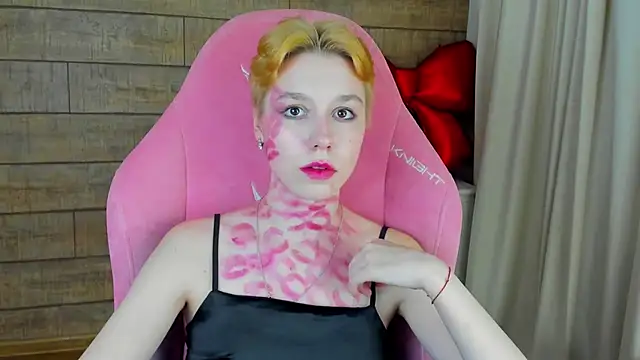 agatagate - AgataGate's free webcam - UK Sex Cams