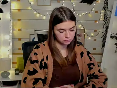 Josephine_Kiss webcam