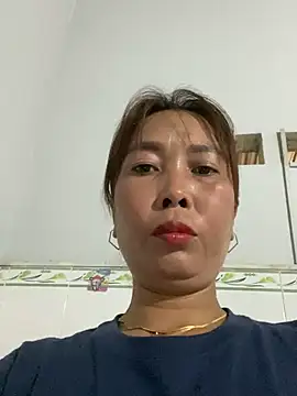 linaannn - Linaannn's free webcam - UK Sex Cams