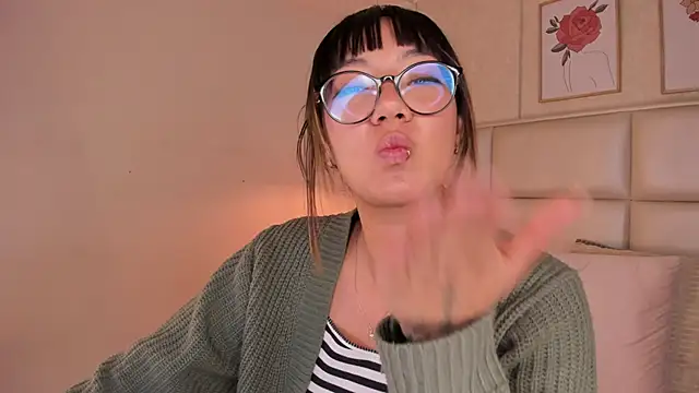 aily_yozuko - Aily_Yozuko's free webcam - UK Sex Cams