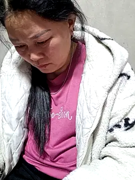 yoowwmr - Yoowwmr's free webcam - UK Sex Cams